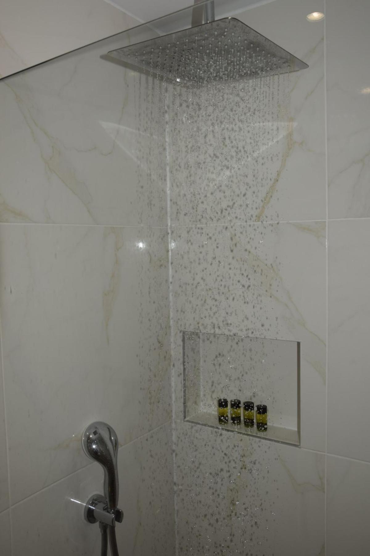 בוקארי Aliki Studios מראה חיצוני תמונה